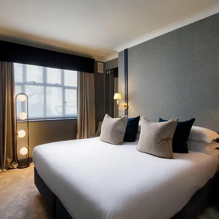 The Capital Hotel, Apartments & Townhouse London Exterior photo